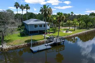 12046 W Gulf Breeze Ct, Crystal River, FL 34429 - Photo 1