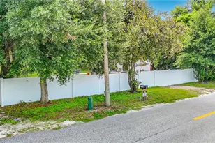 6708 16th St, Zephyrhills, FL 33542 - Photo 32