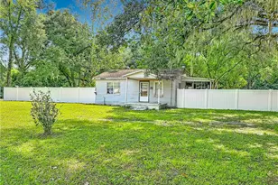 6708 16th St, Zephyrhills, FL 33542 - Photo 2
