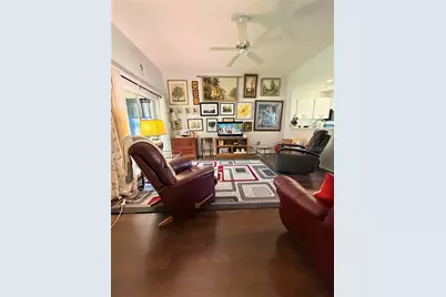 510 W Larchmont Court, Beverly Hills, FL 34465 - Photo 2