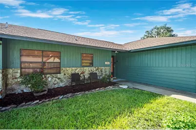 1351 Cr 482N, Lake Panasoffkee, FL 33538 - Photo 10