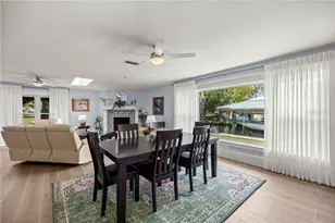 12014 W Dolphin Ct, Homosassa, FL 34448 - Photo 12