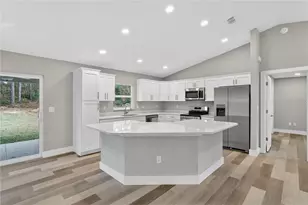 1516 W Pringle Pl, Citrus Springs, FL 34434 - Photo 6