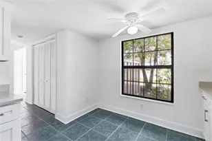 11555 W Bayshore Dr, Crystal River, FL 34429 - Photo 12