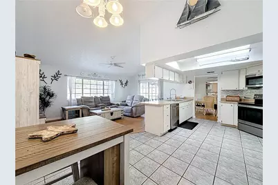 421 W Blueflax Court, Beverly Hills, FL 34465 - Photo 16