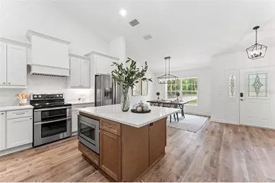 10364 N Coco Plumosa Drive, Crystal River, FL 34428 - Photo 6