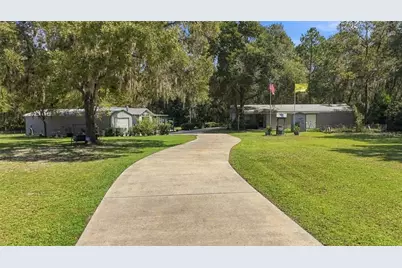 3159 N Holiday Drive, Crystal River, FL 34428 - Photo 1