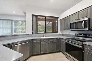 2496 E Newhaven St, Inverness, FL 34453 - Photo 2