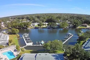 11035 W Harbor Watch Loop, Crystal River, FL 34428 - Photo 4
