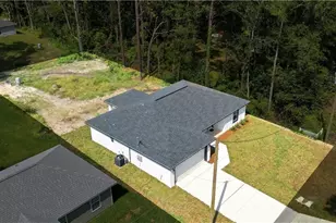 20615 SW Robin Dr, Dunnellon, FL 34431 - Photo 2