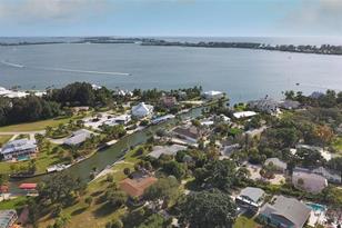 500 Green Dolphin Dr S, Placida, FL 33946 - Photo 4