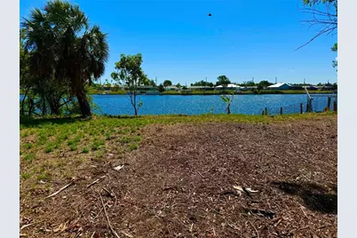 834 Ellicott Circle NW, Port Charlotte, FL 33952 - Photo 8