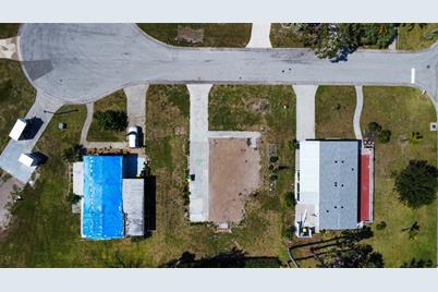 3111 Goldfinch Terrace, Englewood, FL 34224 - Photo 4