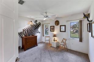 230 Rotonda Cir - Photo 32