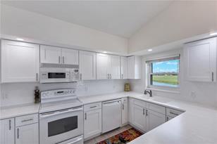 230 Rotonda Cir - Photo 22
