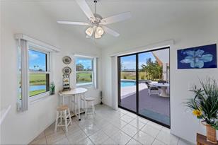 230 Rotonda Cir - Photo 18
