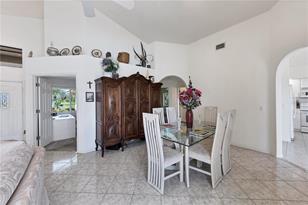 230 Rotonda Cir - Photo 14