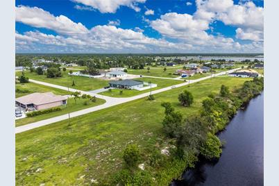 3902 NW 41st Lane, Cape Coral, FL 33993 - Photo 8