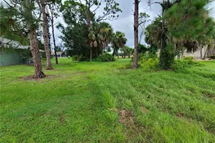 254 Long Meadow Ln, Rotonda West, FL 33947 - Photo 1