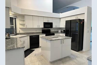 1238 Yorkshire Street, Port Charlotte, FL 33952 - Photo 12