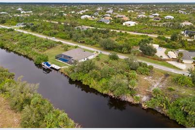 13902 Begonia Circle, Port Charlotte, FL 33981 - Photo 4