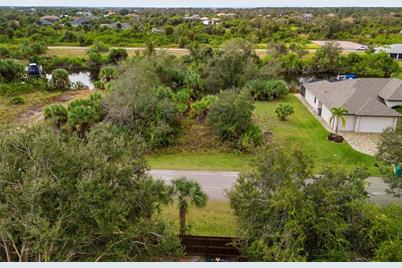 13902 Begonia Circle, Port Charlotte, FL 33981 - Photo 6