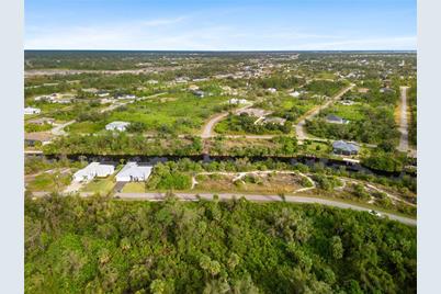 13228 Amaryllis Circle, Port Charlotte, FL 33981 - Photo 10
