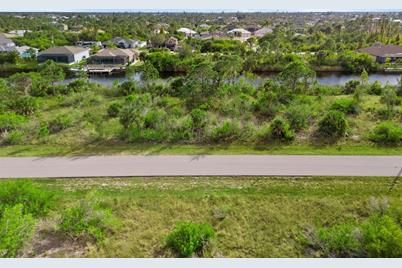 15109 Amsterdam Avenue, Port Charlotte, FL 33981 - Photo 6