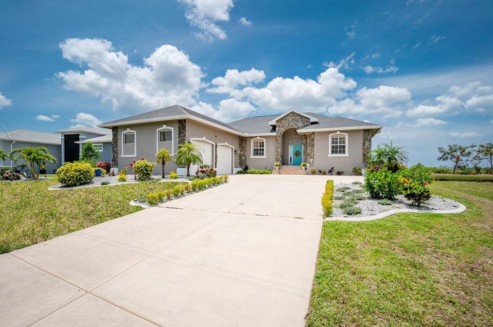 147 Medalist Rd, Placida, FL 33947