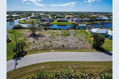 9430 Impala Circle, Port Charlotte, FL 33981 - Photo 6