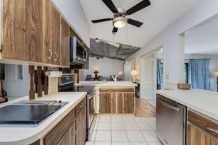 640 S Oxford Dr - Photo 14