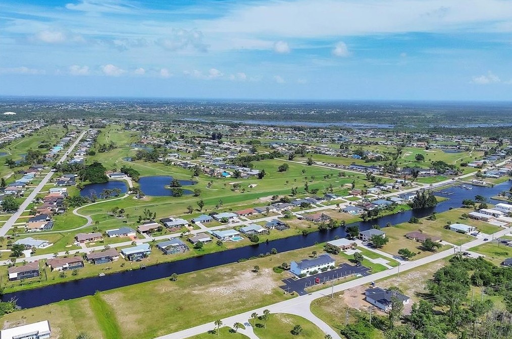 149 Rotonda Cir, Placida, FL 33947
