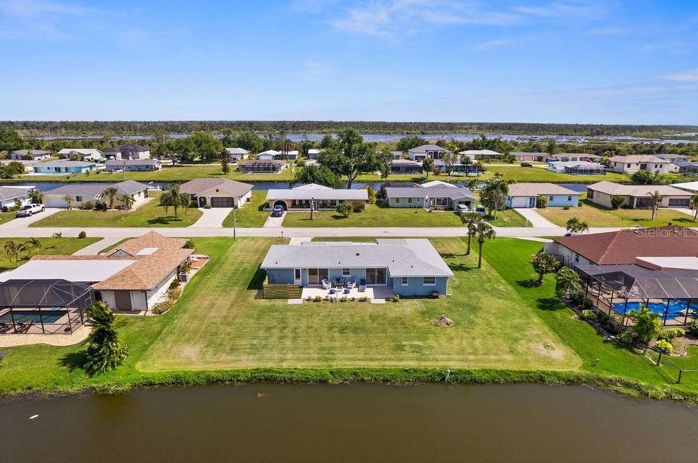 72 Caddy Rd, Placida, FL 33947