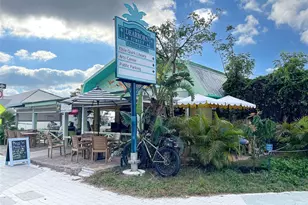 110 S Oxford Dr, Englewood, FL 34223 - Photo 60