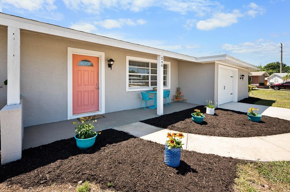 248 Moss Ln, Venice, FL 34293-1020