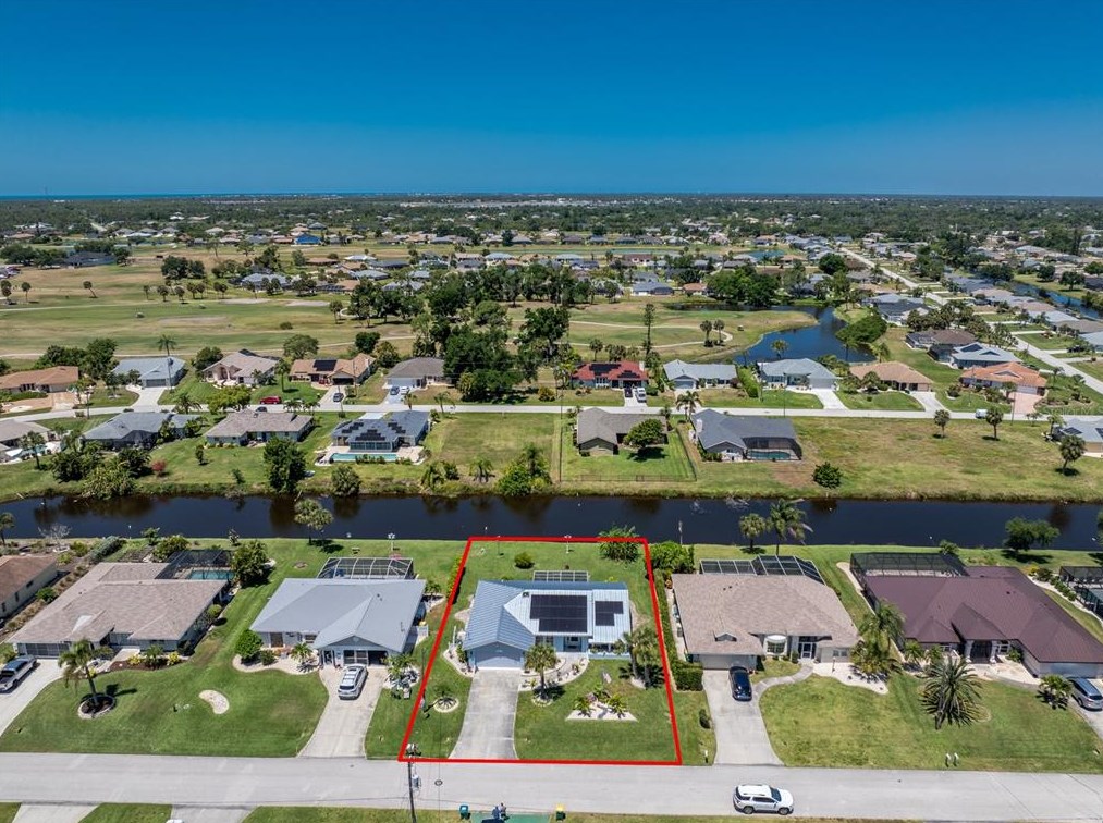 33 Bunker Cir, Placida, FL 33947
