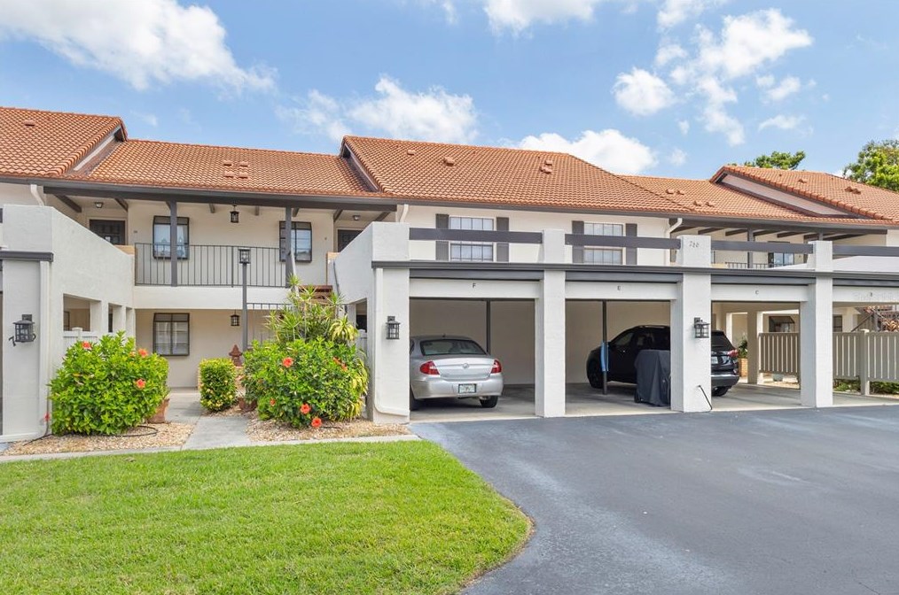 766 Avenida Estancia, Venice, FL 34292-2358