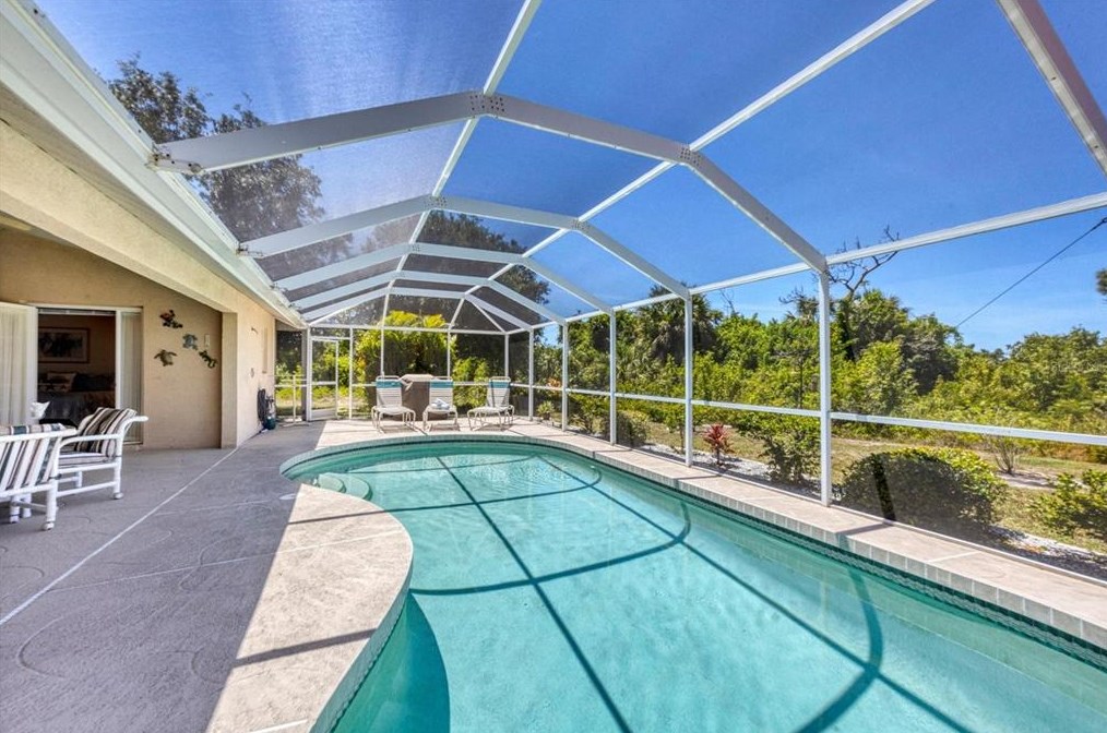 18 Pinehurst Rd, Placida, FL 33947