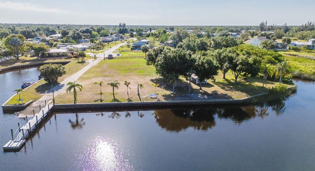 29200 Cybele St, Punta Gorda FL 33982-0085 exterior