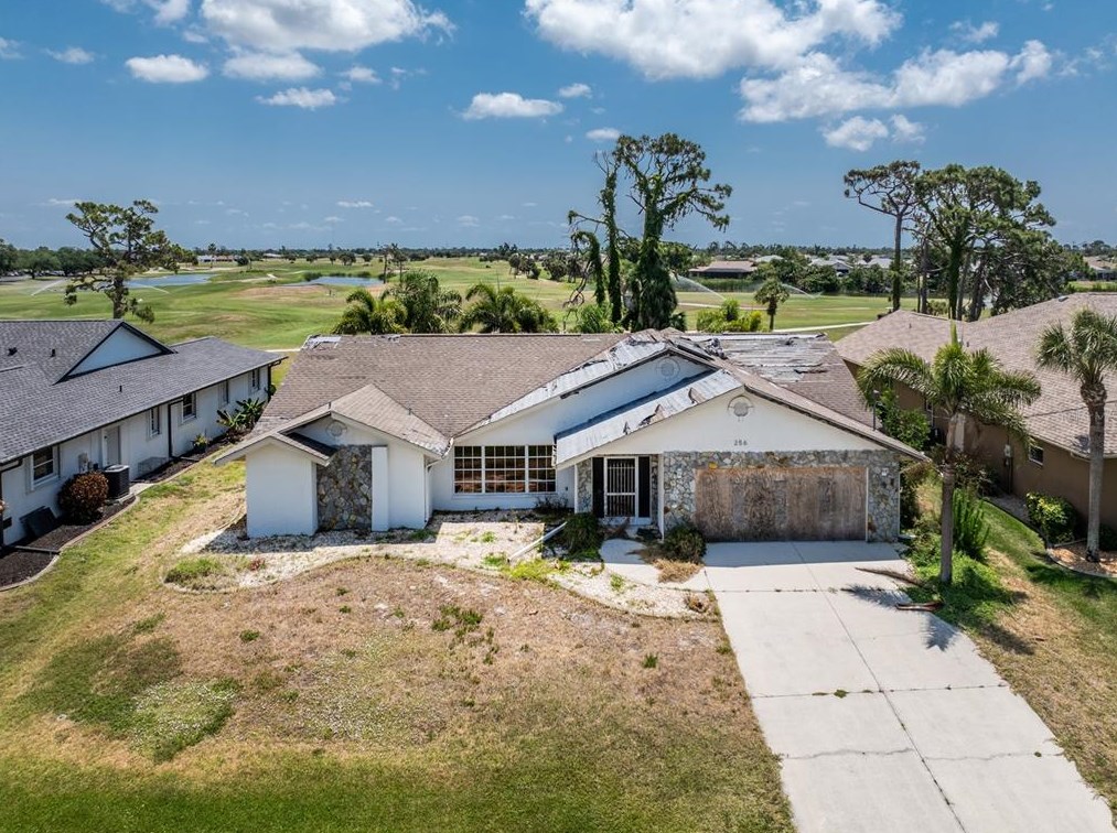 256 Rotonda Cir, Placida, FL 33947