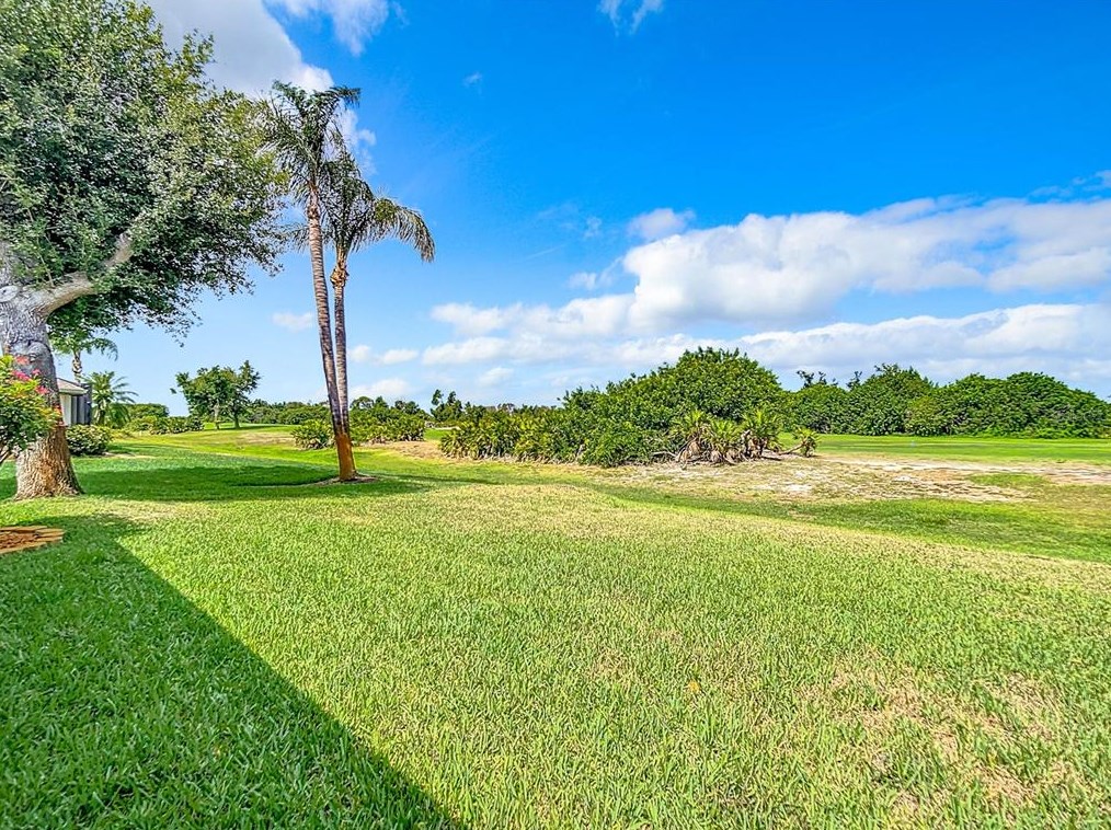 932 Rotonda Cir, Placida, FL 33947