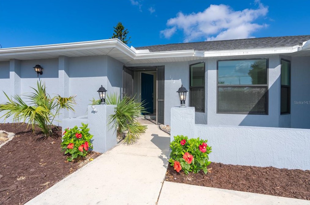 142 Mark Twain Ln, Placida, FL 33947-2141