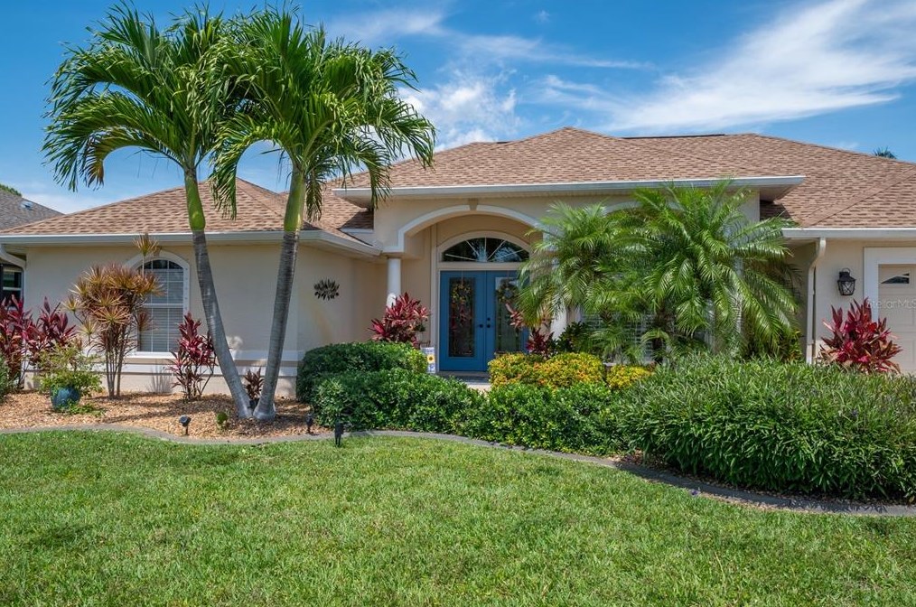 280 Rotonda Blvd N, Placida, FL 33947