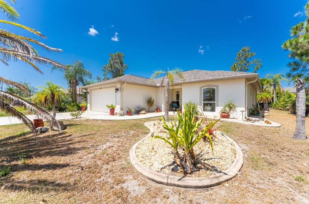 123 Antis Dr, Placida FL  33947-2823 exterior