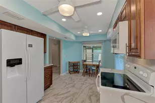 570 Foxwood Blvd, Englewood, FL 34223 - Photo 16