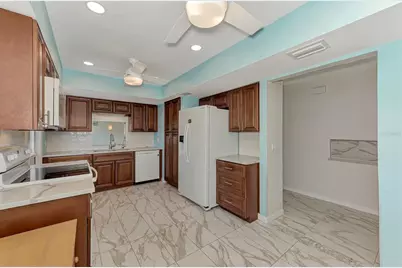 570 Foxwood Boulevard #196, Englewood, FL 34223 - Photo 12