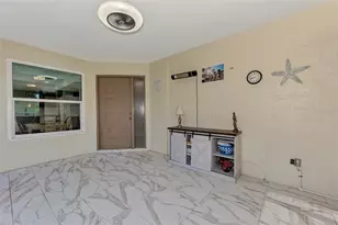 570 Foxwood Blvd, Englewood, FL 34223 - Photo 6