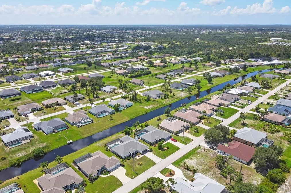 173 Fairway Rd, Placida, FL 33947