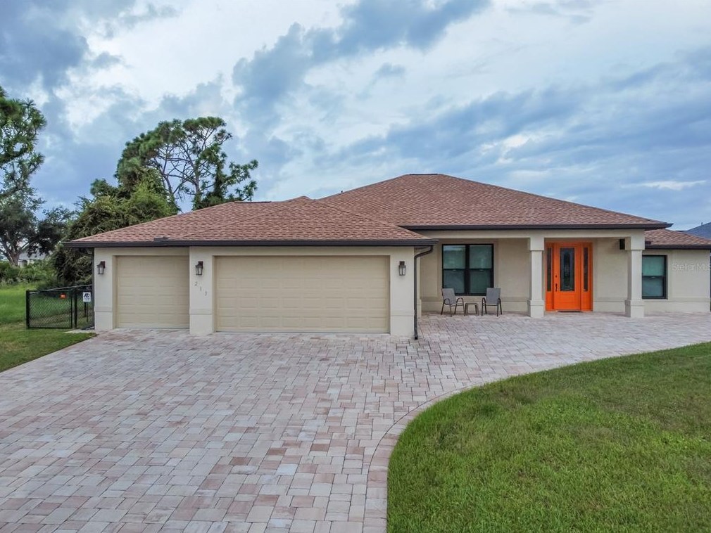 213 Rotonda Blvd N, Placida, FL 33947