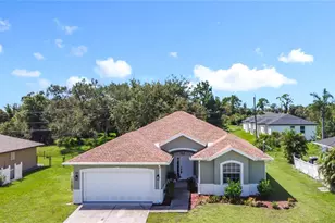 35 Mark Twain Ln, Rotonda West, FL 33947 - Photo 10